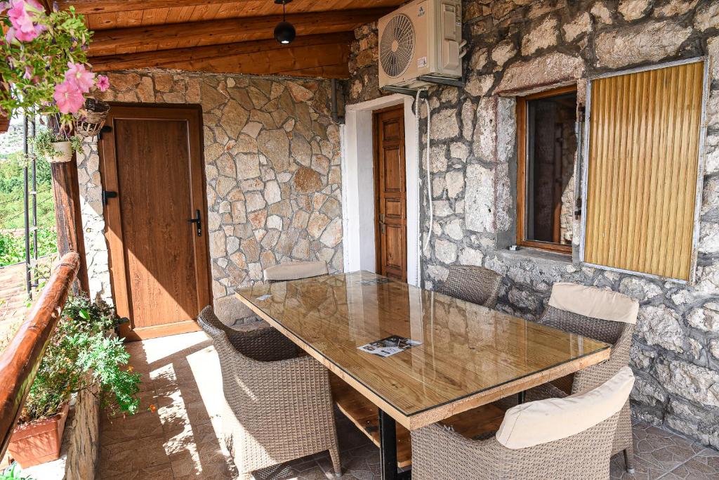 Old House Kontic - 19