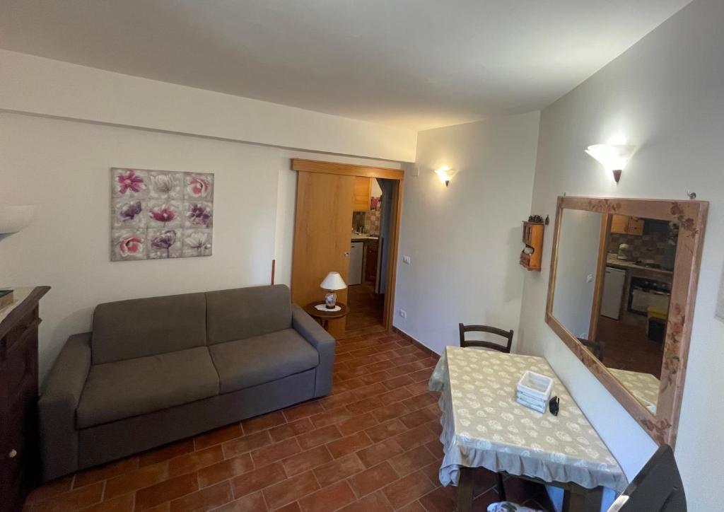 Ovindoli & Rocca di Mezzo - Casa Valentina - Appartamento Con Una Camera Da Letto