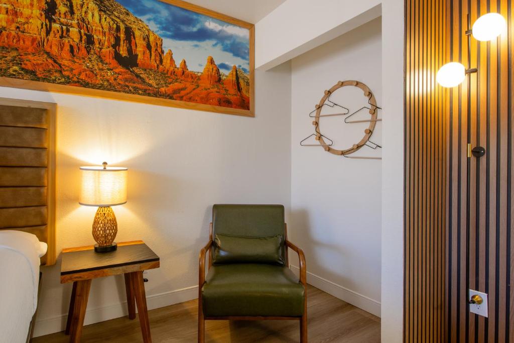 Posezení v ubytování GreenTree Inn Sedona