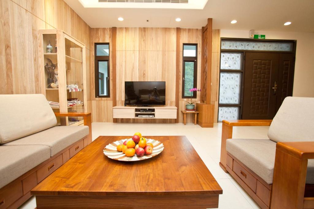 Televiisor ja/või meelelahutuskeskus majutusasutuses Li Wu Zuo Cun B&B