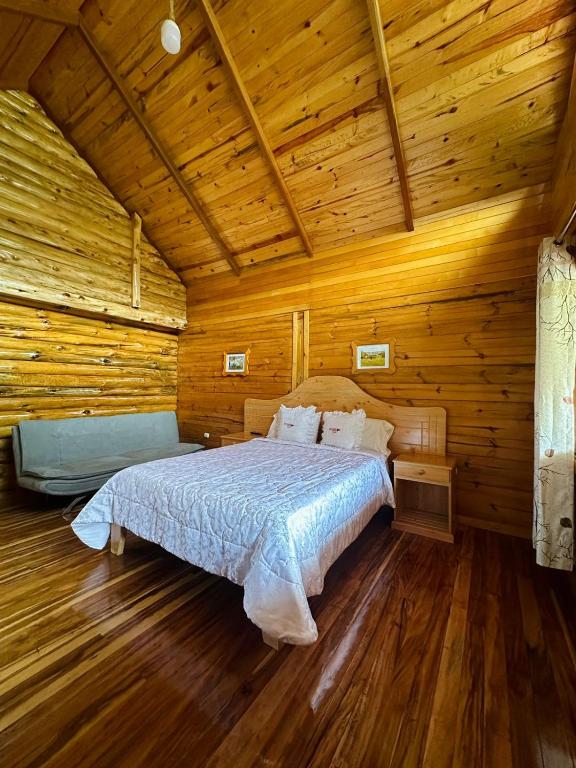 Voodi või voodid majutusasutuse HASSINGER RANCH Cabañas toas