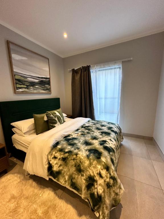 Katil atau katil-katil dalam bilik di Luxury Studio Apartment next to Brooklyn Mall
