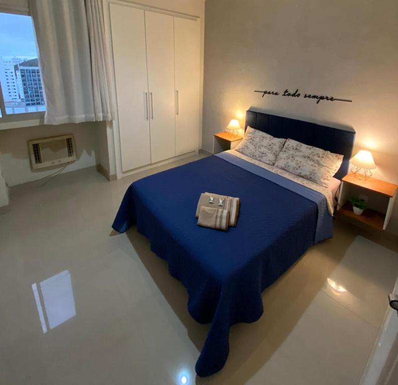 Postel nebo postele na pokoji v ubytování Apartamento aconchegante e bem localizado!