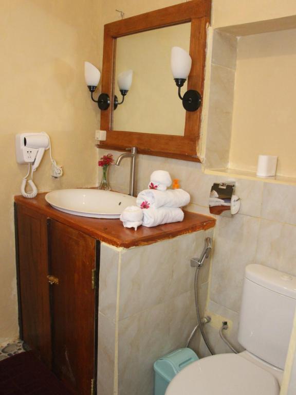 Koupelna v ubytování Tangkoko Sanctuary Villa