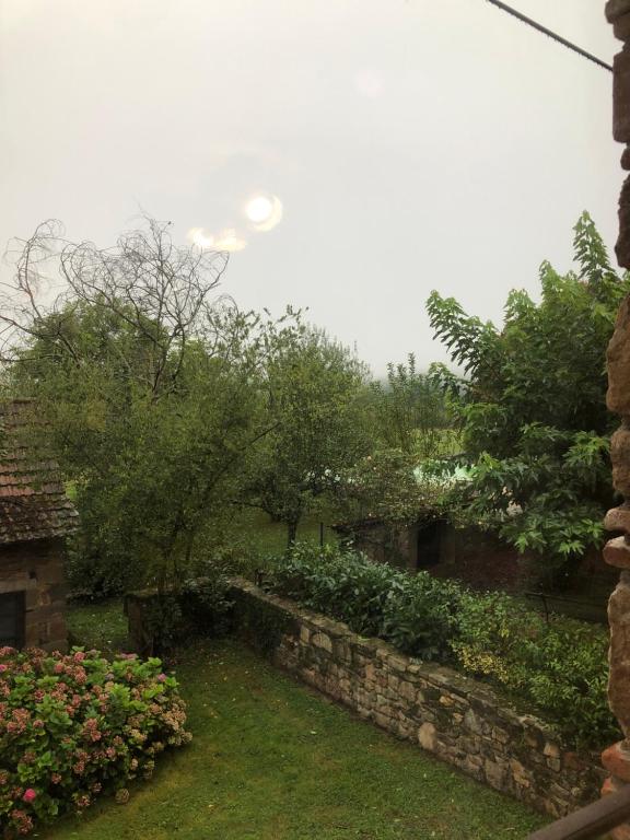 Ecuries de Saint Maurice- Maison d'hôtes de Gondou - Chambre Double Avec Vue Sur Le Jardin