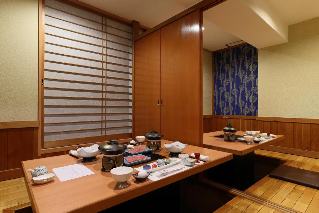 ภาพในคลังภาพของ Yorokobinoyado Takamatsu ในคุซาสึ