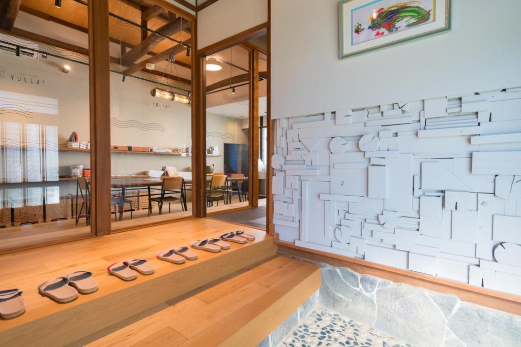 Fotografie z fotogalerie ubytování GuestHouseYULLAT v destinaci Horiechō