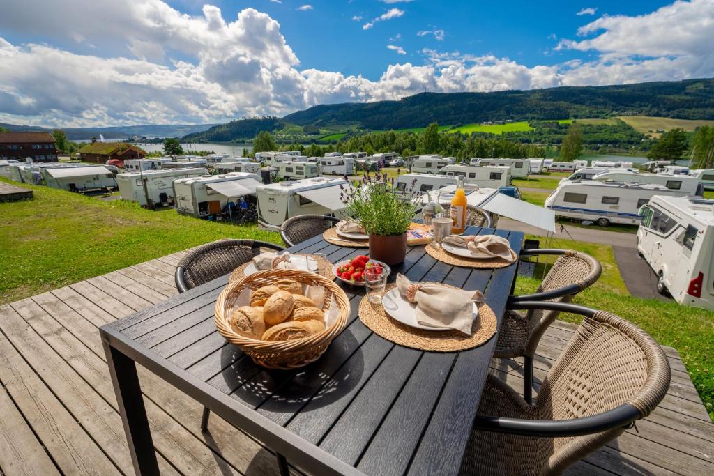 camping kochtopf set Frontier Two Pot Cook Set  Ultraleichtes Kochset inkl. zwei Campingtpfe  (14-teilig)