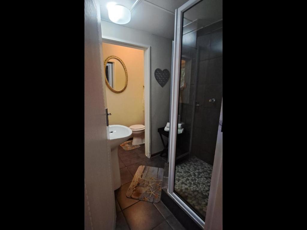 De Witt'e Guest House - Standard Twin Room