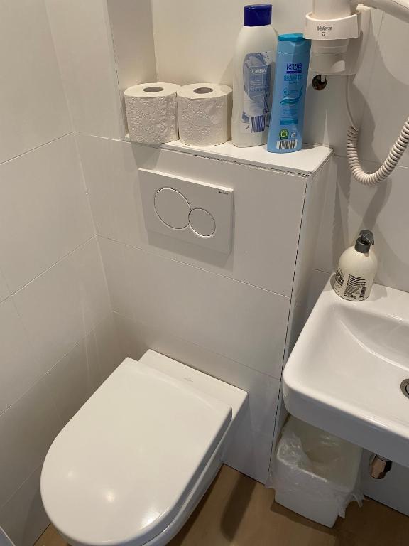 Hotel Petite Königsallee SELF CHECK-IN - Resim 45