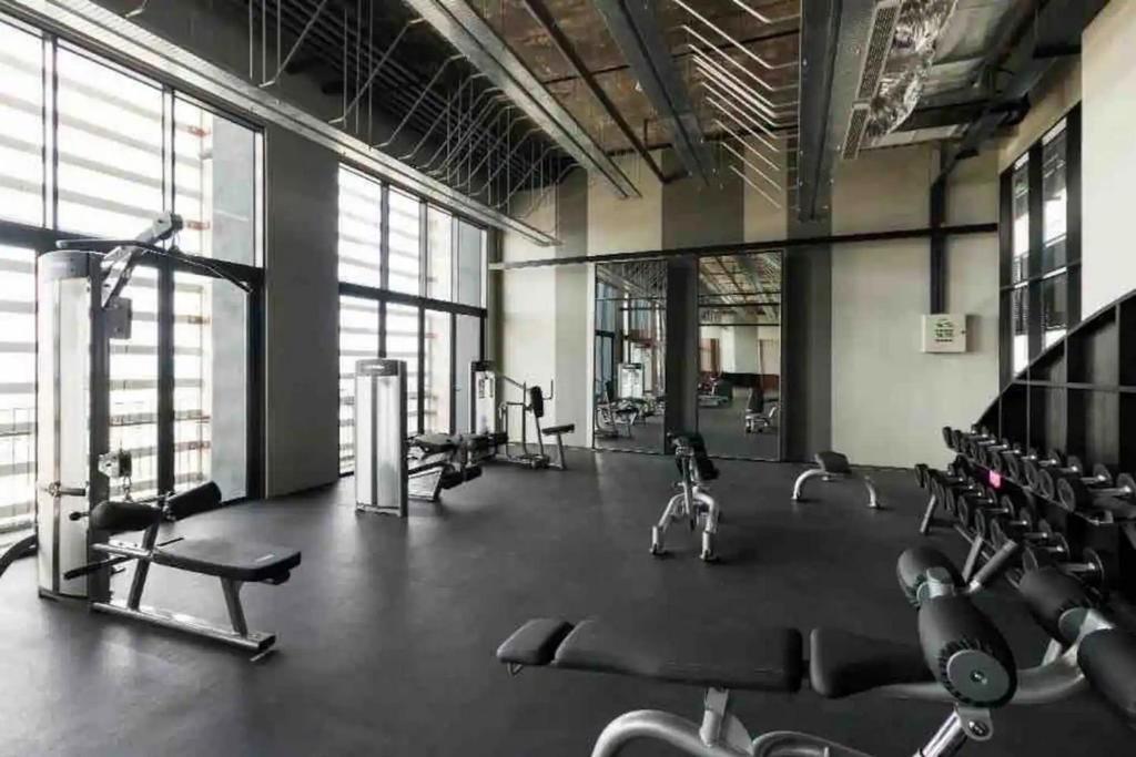 Fitness centrum a/nebo fitness zařízení v ubytování B & B Cozy Duplex Tamarind Square Cyberjaya