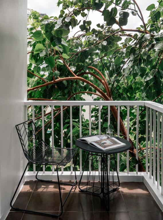 The StandardX, Bangkok Phra Arthit