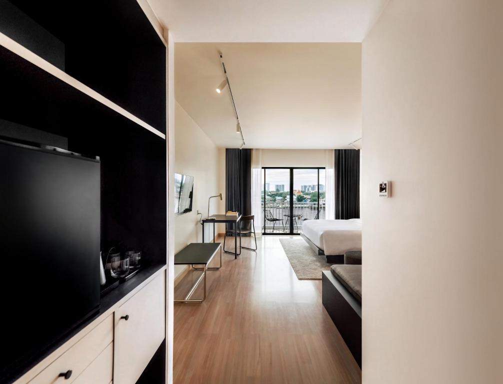 The StandardX, Bangkok Phra Arthit - 9