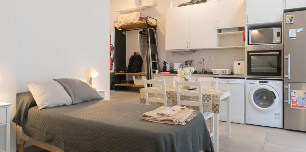 Atocha Smart Studio Madrid EsParent Host