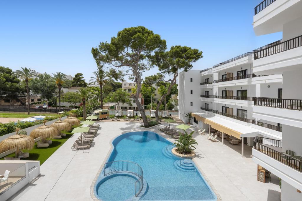 Bazén v ubytování Copaiba by Honne Hotels - Adults Only nebo v jeho okolí