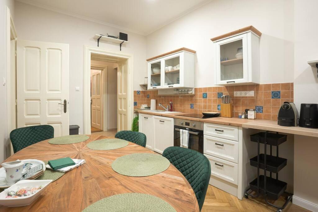 Green Kalvin 1092 Budapest, Lónyay utca 9, fszt 3 Nyáriné Fegyó Ágnes kép - 1