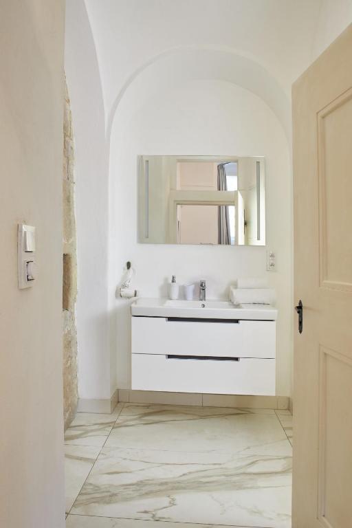 Lazenska N4 Residence - 1