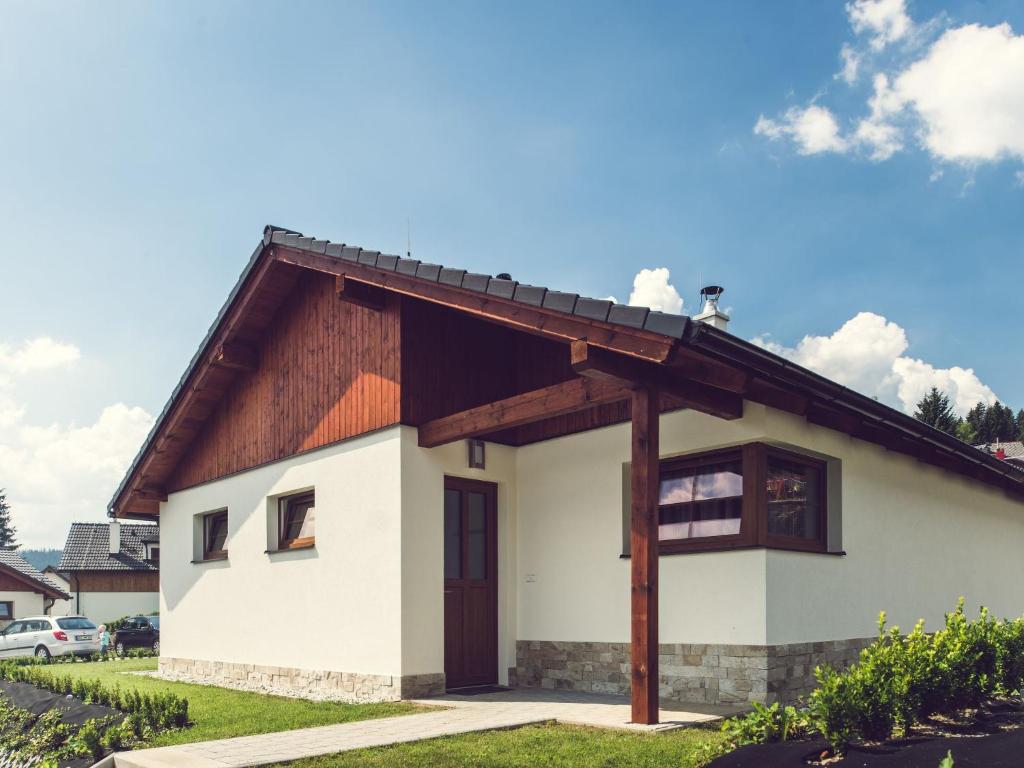Budova, kde se prázdninový dům nachází