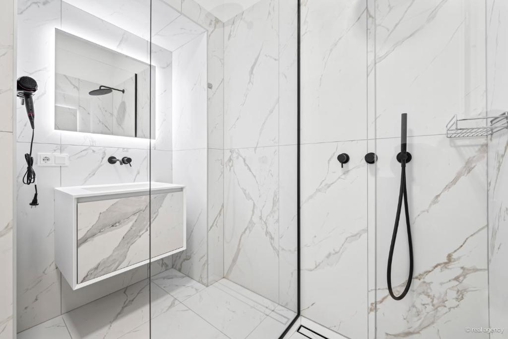 easy flat Hernals - 11