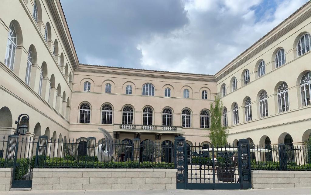 Φωτογραφία από το άλμπουμ του Le Grand Hôtel Dieu by SOWELL COLLECTION στη Νιμ