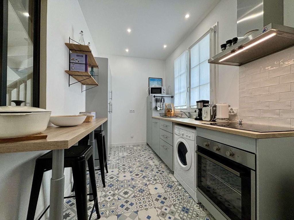 Gallery image of Maison rénovée avec cour, 6 pers, Saint-Denis-d'Oléron - FR-1-246A-332 in Saint-Denis-dʼOléron