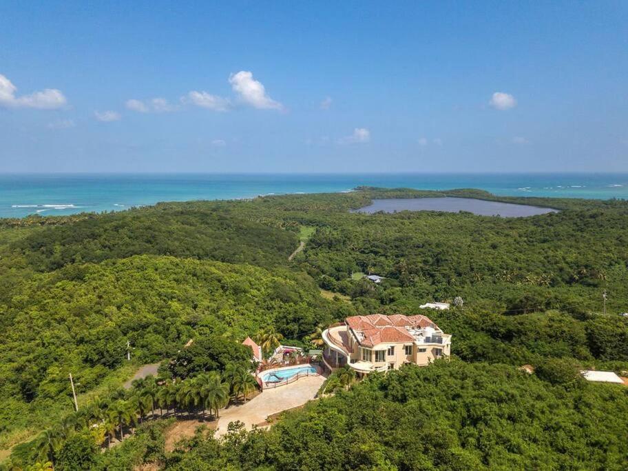 Φωτογραφία από το άλμπουμ του Villa Claramar σε Playa Sardinera