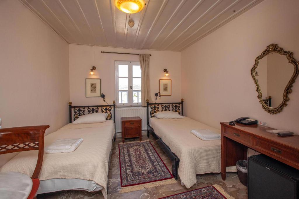 Byron Traditional Hotel - Resim 43