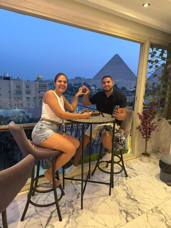 Splošen pogled na gorovje oz. razgled na gore, ki ga ponuja gostišče
