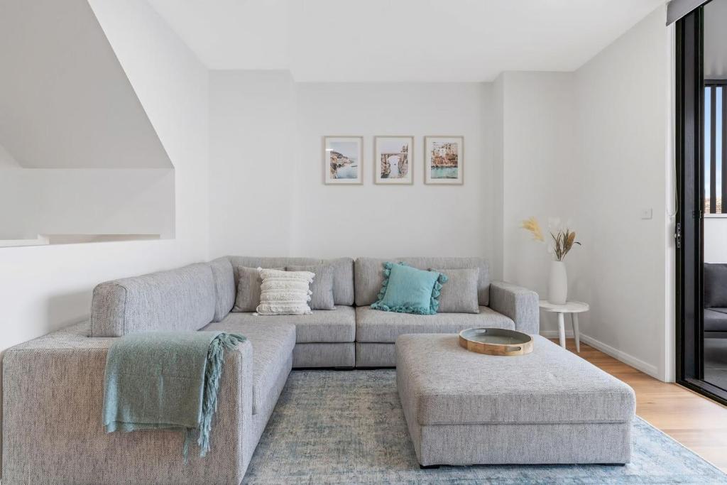 Χώρος καθιστικού στο Reflections on The Esplanade