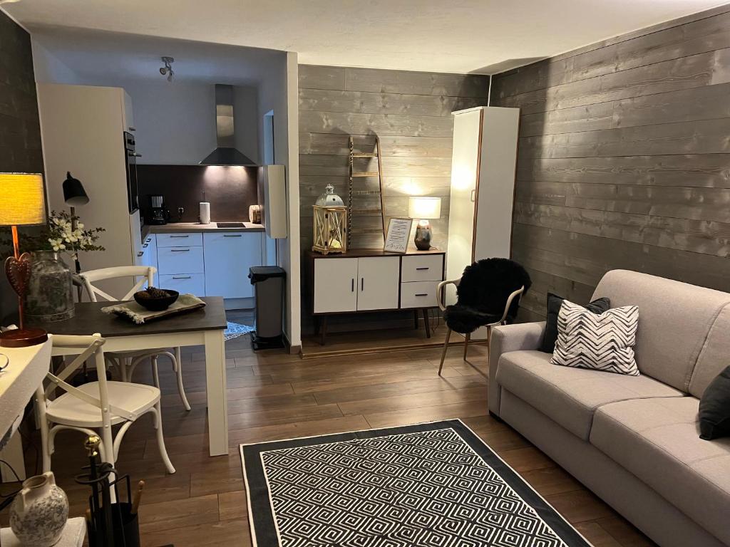 Location Studio avec Jardin en Hameau II - Appartement D'une Chambre