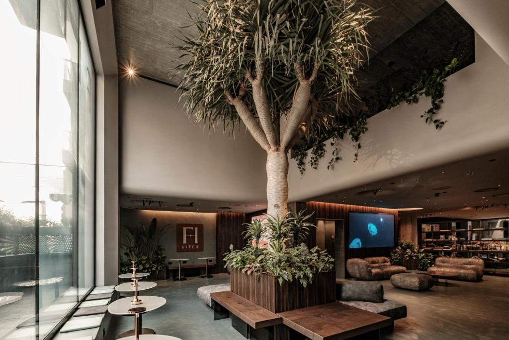 Posezení v ubytování Fitch Hotel