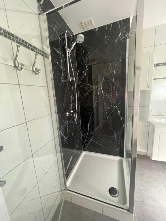 Koupelna v ubytování Le Gîte du Vieux Chêne