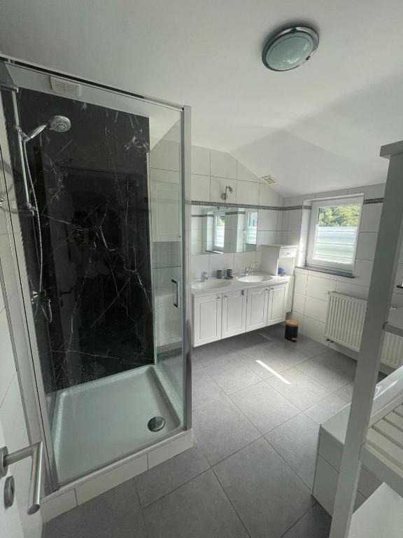 Koupelna v ubytování Le Gîte du Vieux Chêne