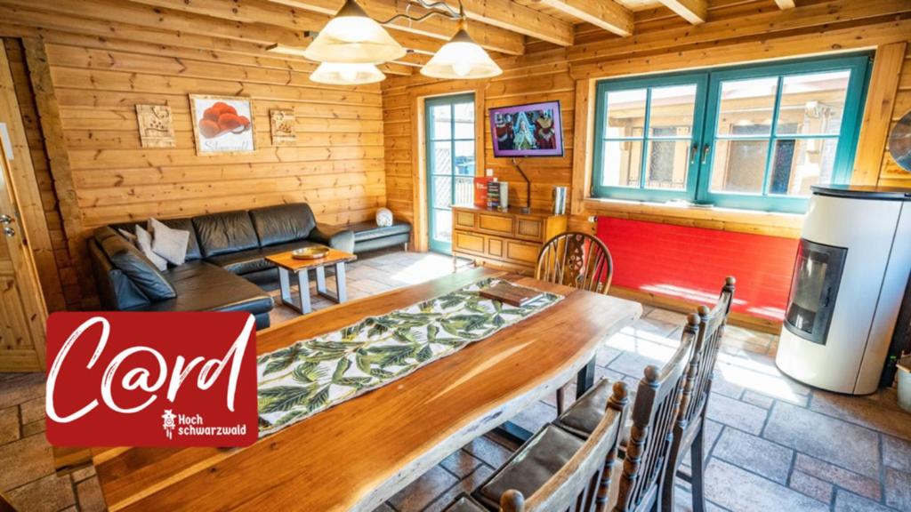 Kuchyň nebo kuchyňský kout v ubytování Ferienhaus Schwarzwaldstern, Todtnau, 3 Schlafzimmer