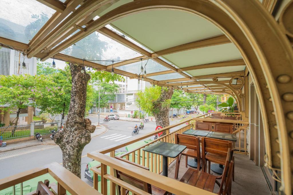 Restaurace v ubytování Dana Pearl Danang Hotel By HOS