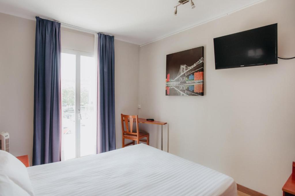 Marina Tossa - Double Room With Balcony