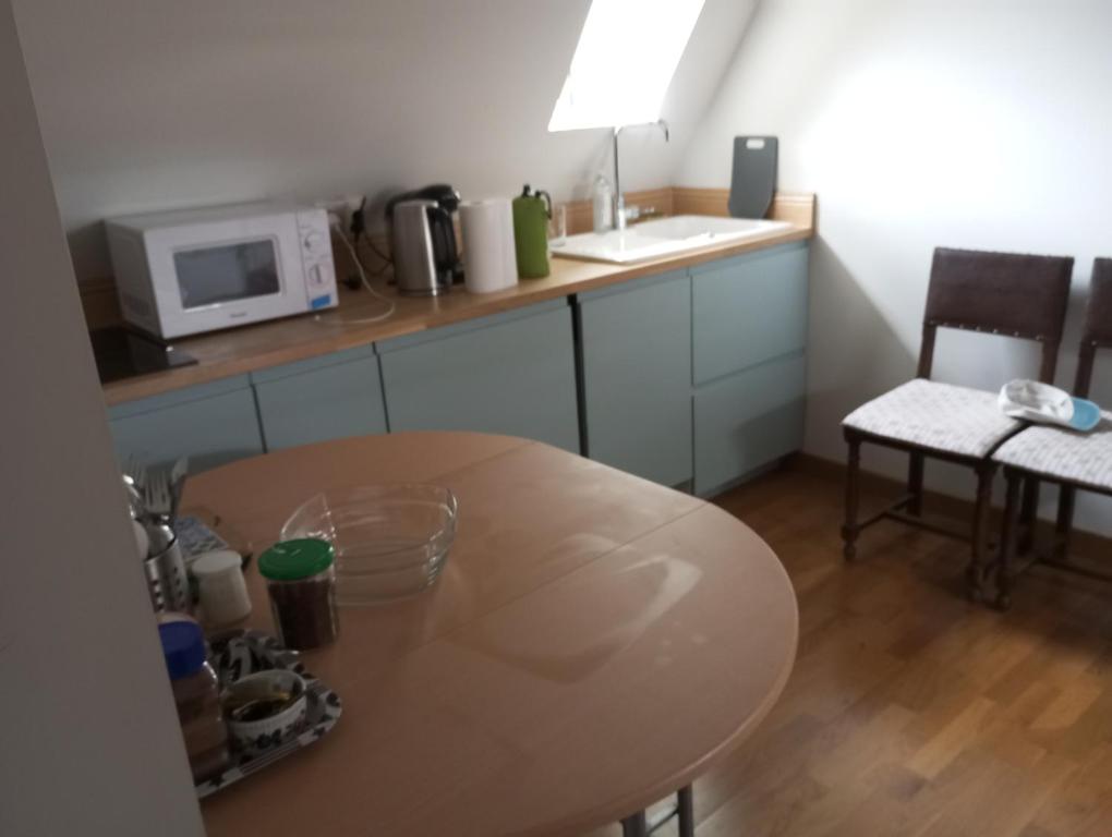 Kuchyň nebo kuchyňský kout v ubytování LE PARDÈS BnB