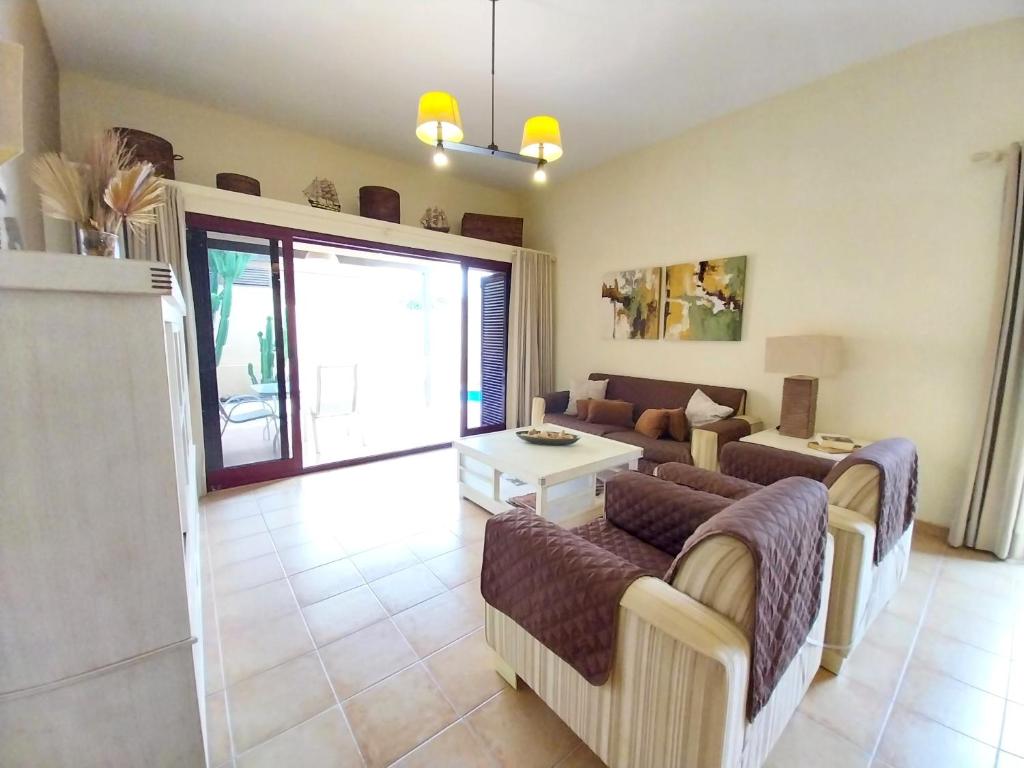 Posedenie v ubytovaní Casa Ara