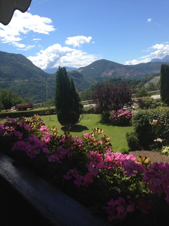 Nespecifikovaný výhled na hory nebo výhled na hory při pohledu z bed and breakfast