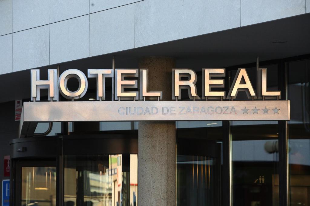 Hotel & Spa Real Ciudad De Zaragoza - Resim 25