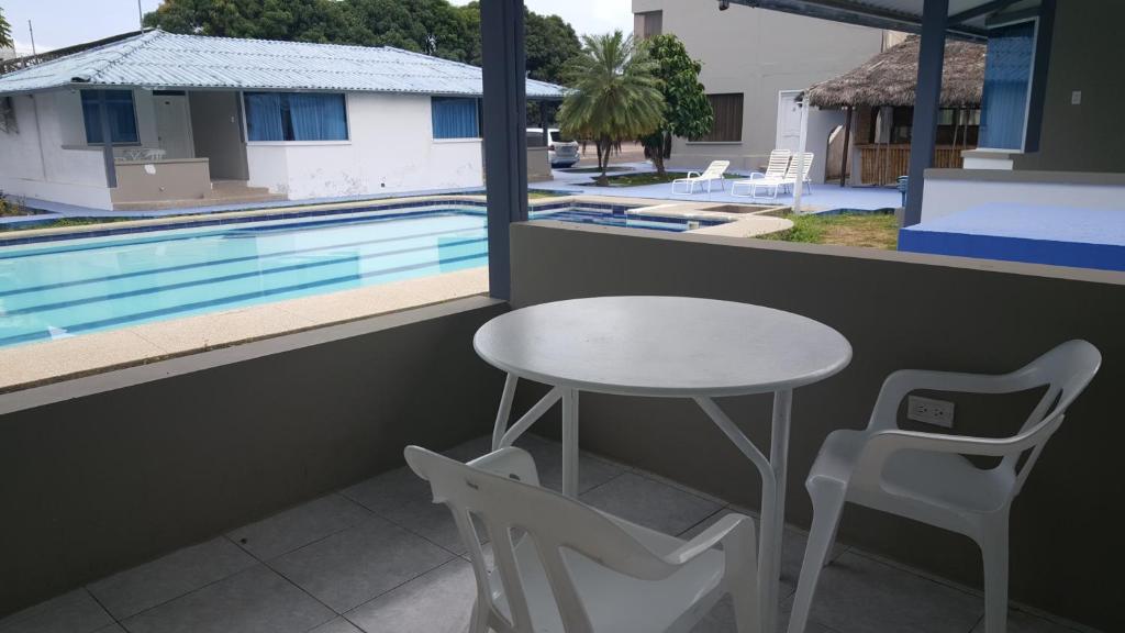 Bazén v ubytování Hotel Juan Sebastián nebo v jeho okolí