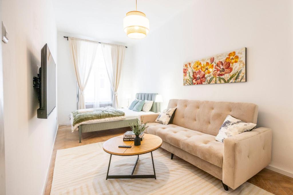 Charming & Cozy Central Apartment in the King Street 1075 Budapest, Király utca 15 kép - 1