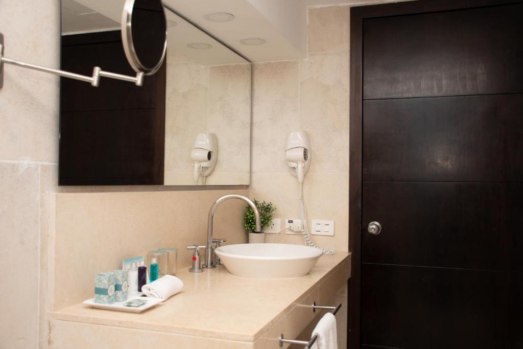 Hotel Capilla del Mar - Two-Bedroom Suite