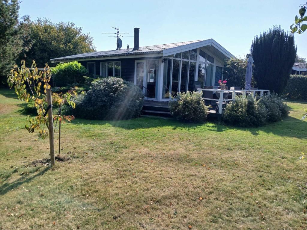Zahrada ubytování Coastal Cottage Charm With Room For The Family