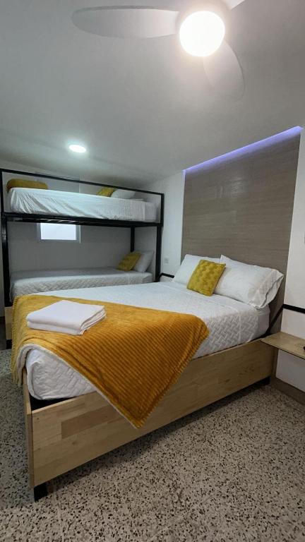 Encantadora Confortable Hab Familiar cerca Forum Majadas y Miraflores H14