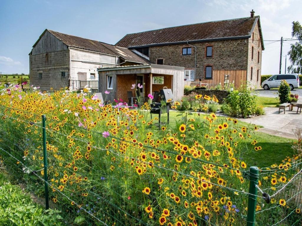 Zahrada ubytování Farmhouse in Houffalize with Garden