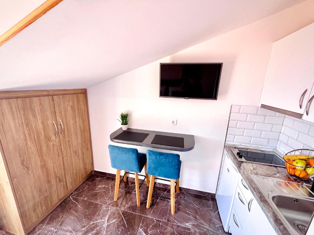 Apartments Sunset - 12