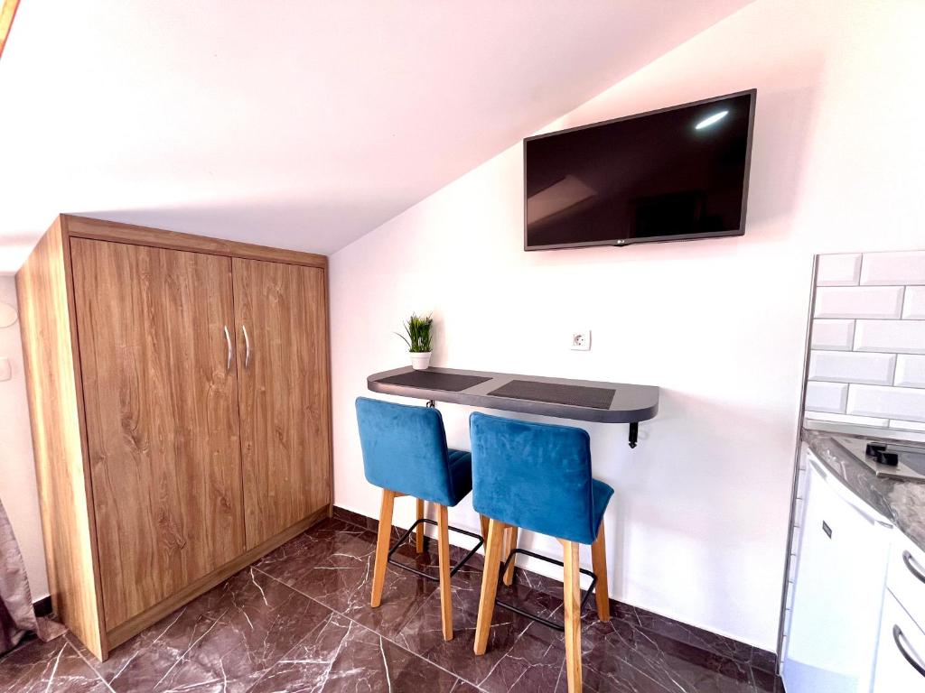 Apartments Sunset - 17