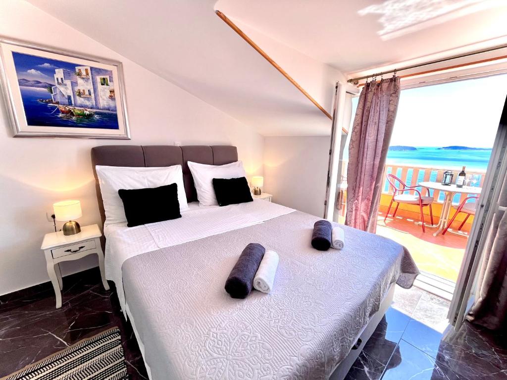 Apartments Sunset - 4