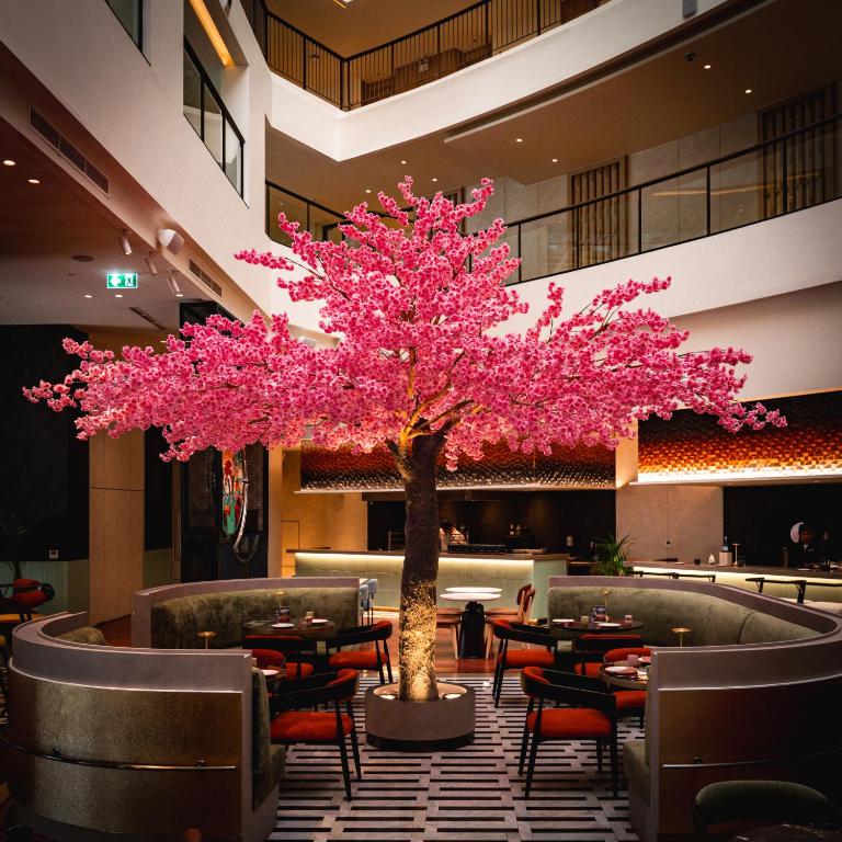 Restaurace v ubytování M Social Hotel Phuket